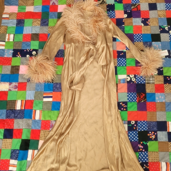 Soldddddd Dead stock 90s maxi jacket - Picture 2 of 4